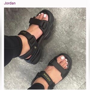 Nike Jordan Deja Sandal Women's Fashion Sneakers shoes size 11